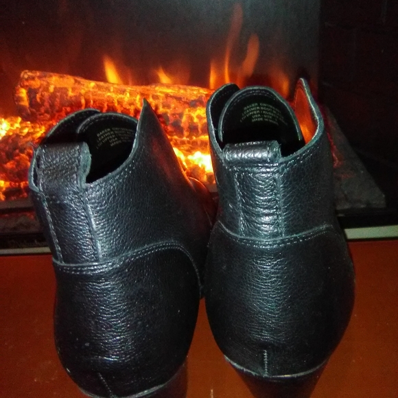 Black leather CREVO ANKLE BOOTIES - Picture 6 of 9